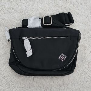 Kendra Scott Nylon Zippered Black Crossbody Bag with Silver Accents NWT